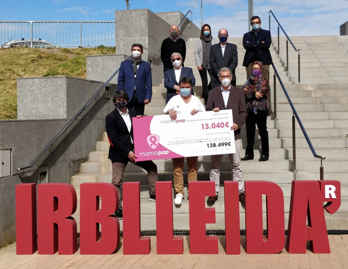 Mamapop entrega más de 13.000€ al IRBLleida gracias a la 'Fila Cero'