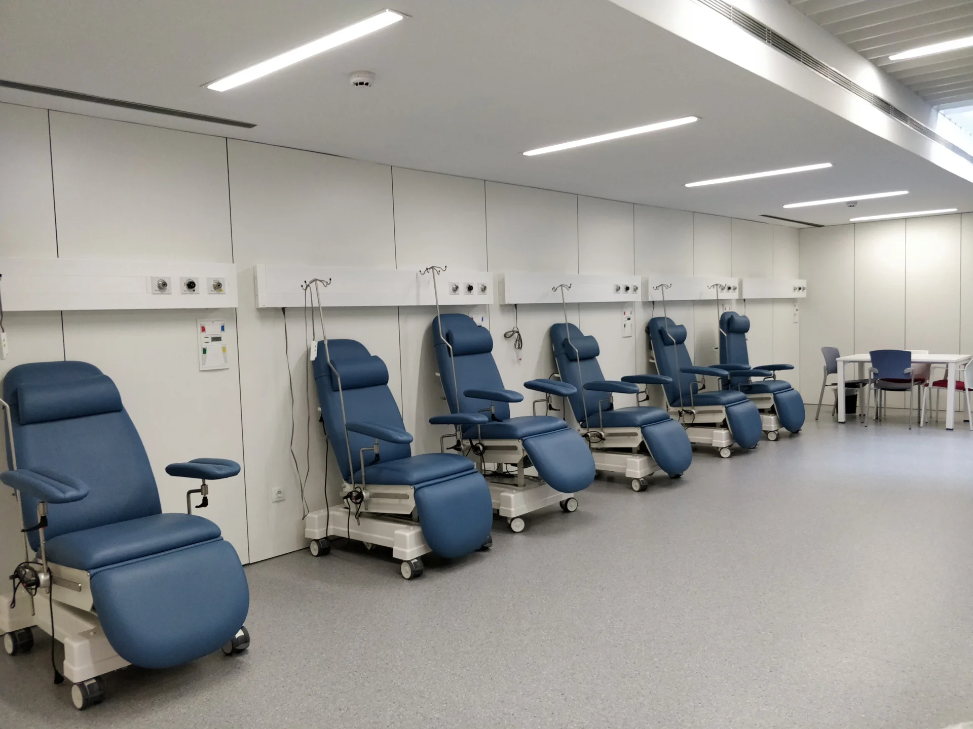 El Hospital Universitario Arnau de Vilanova participa en un nuevo ensayo clínico pionero para el tratamiento del cáncer de mama metastático de subtipo triple negativo