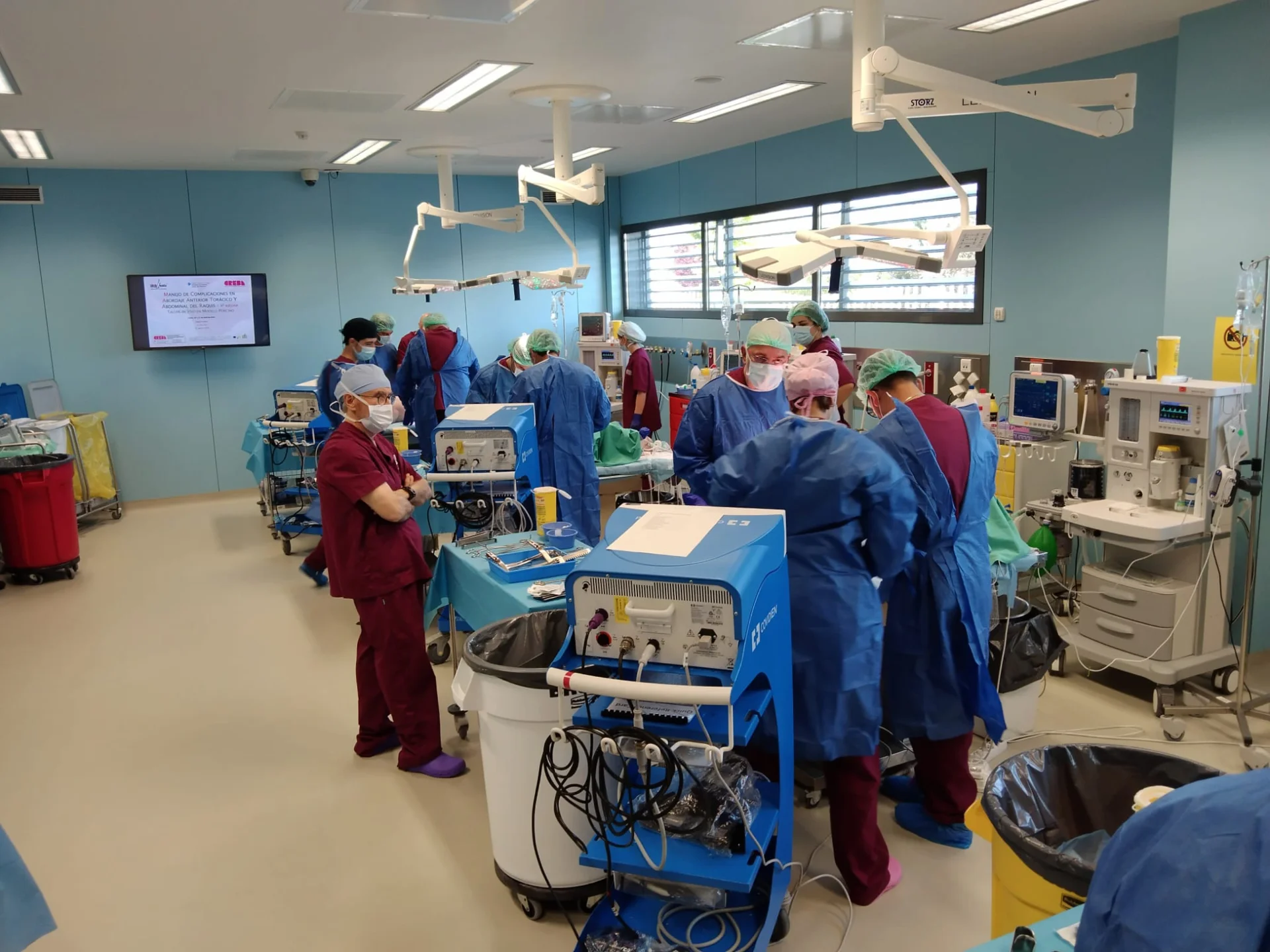 El CREBA ofereix un curs únic per al maneig de complicacions en l’abordatge de lesions toràciques i lumbars dirigit a cirurgians de columna, traumatòlegs i neurocirurgians  