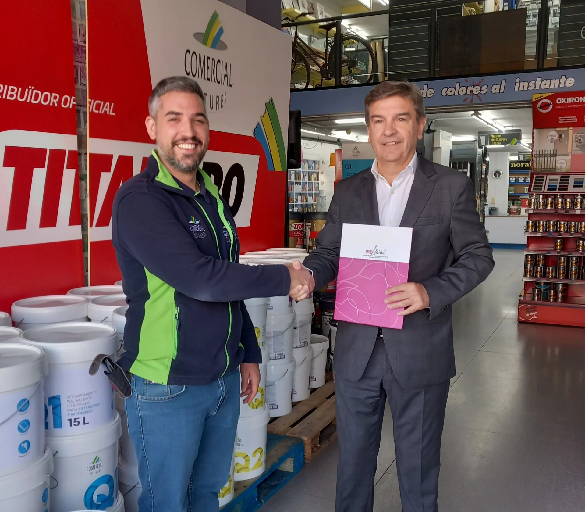 Comercial Pintures renueva su colaboración con el IRBLleida