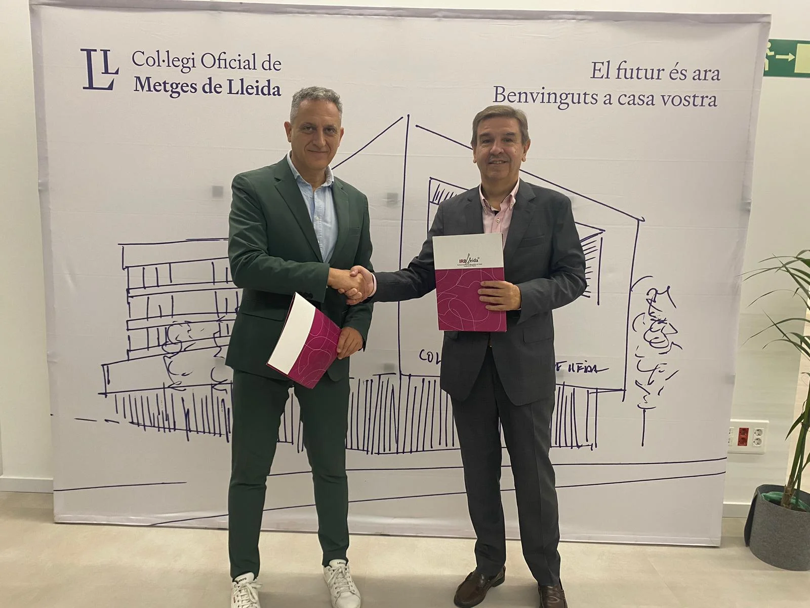 El Colegio Oficial de Médicos de Lleida renueva la colaboración con el IRBLleida