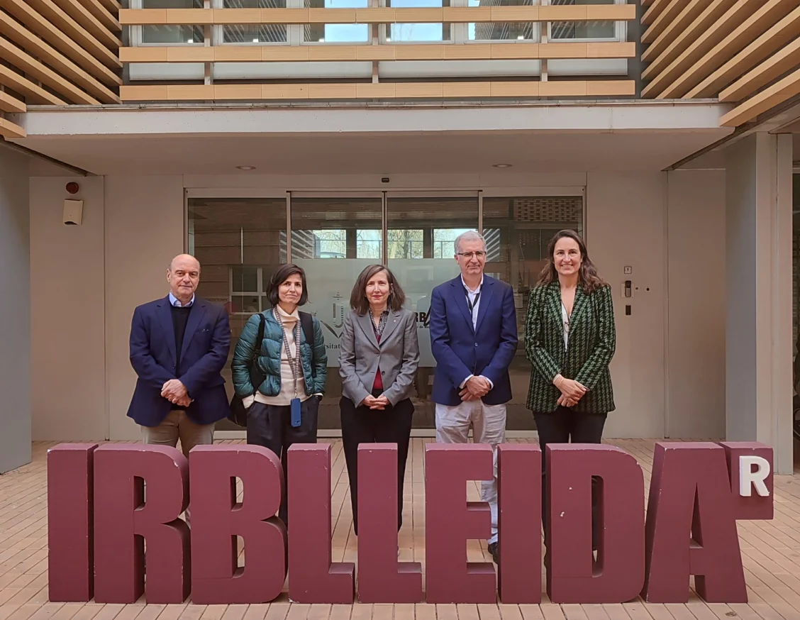 La Direcció General de Recerca realitza una visita institucional a l’IRBLleida