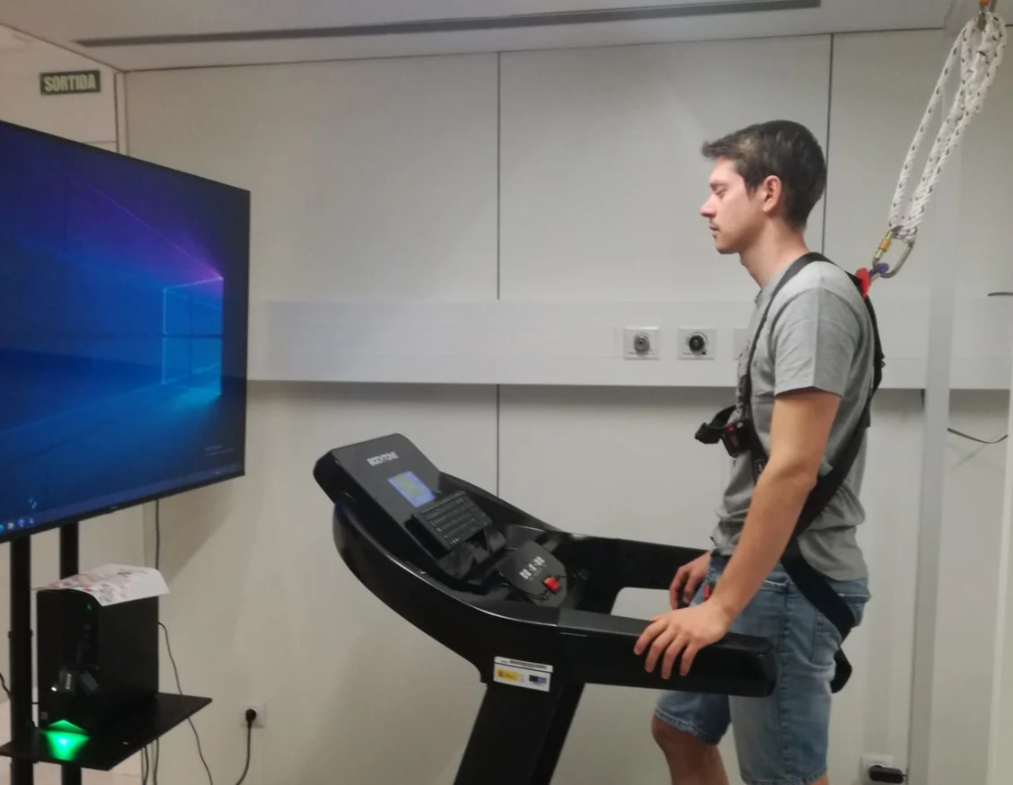 Inician un ensayo con personas con Parkinson para mejorar su movilidad