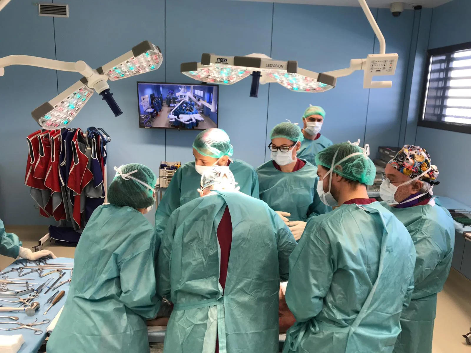El centre CREBA imparteix una actualització de formació sobre infiltracions articulars i de columna vertebral a professionals sanitaris de traumatologia, reumatologia, la unitat del dolor i urgències