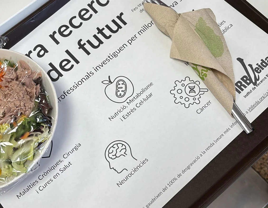 Las cafeterías SERHS Food de los Hospitales Universitarios Arnau de Vilanova y Santa Maria de Lleida cuentan este mes con un mantel científico