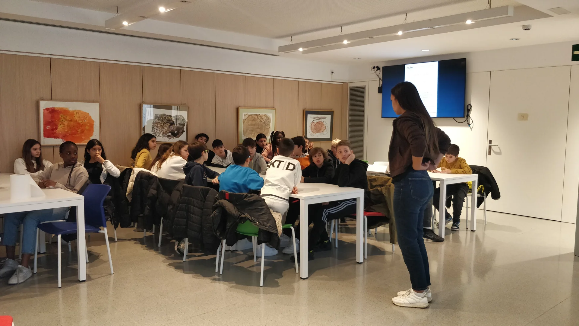 El IRBLleida mantiene su apuesta por la divulgación científica y programa 14 talleres para niños de 1º ESO el curso 2023-2024