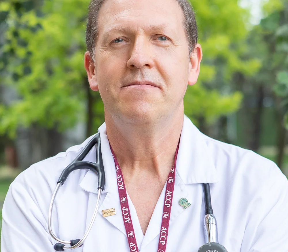 El responsable del Grupo de investigación de biomarcadores en cáncer (GReBiC), José Manuel Porcel, en el tercer lugar del principal ranking médico mundial de expertos en pleura