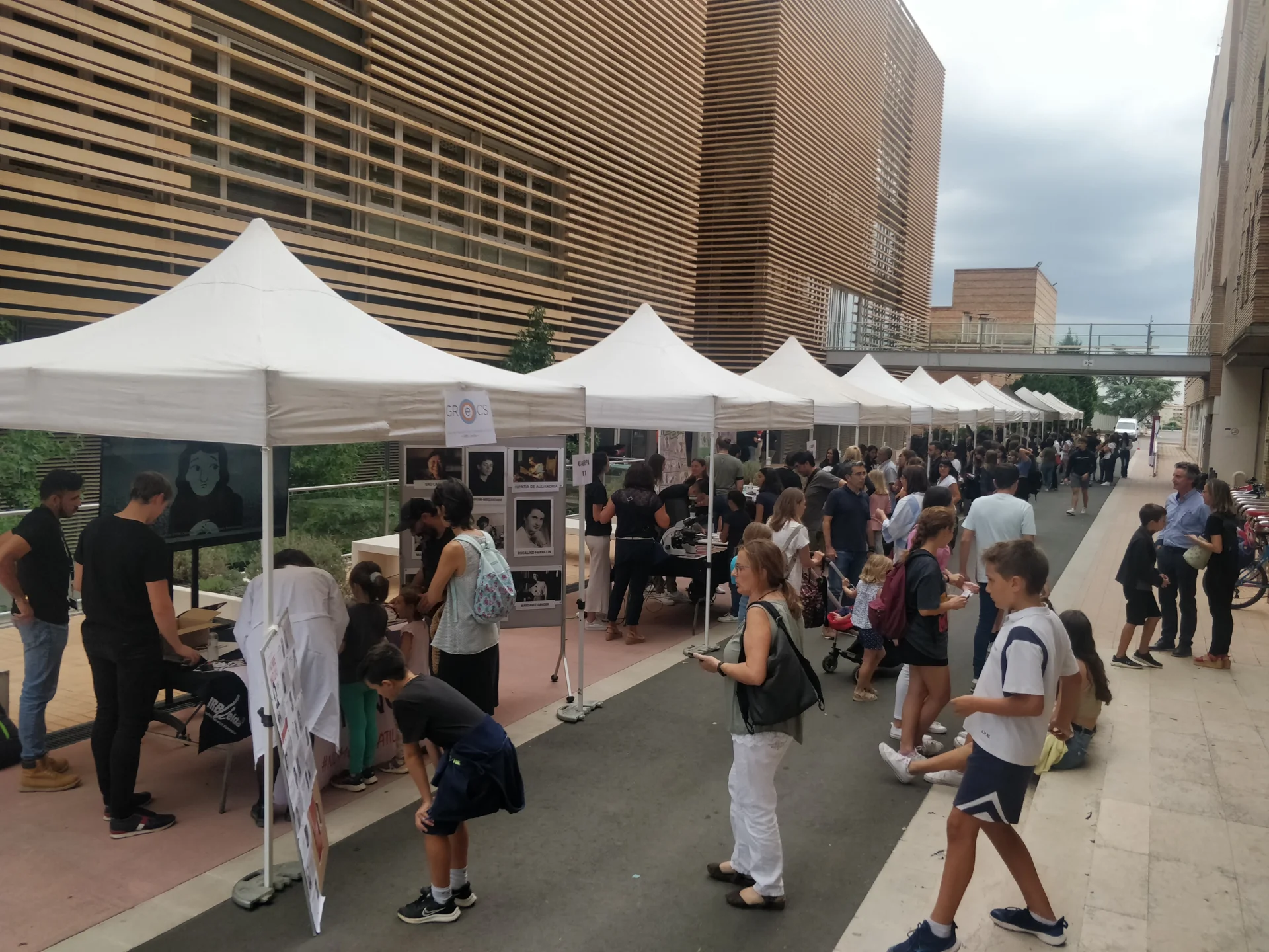Més de 900 persones participen a la Nit de la Recerca 2022