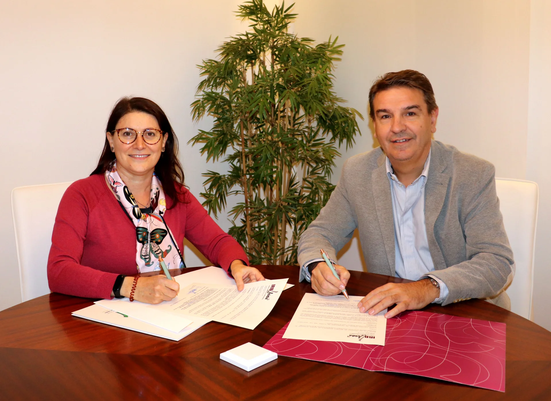 El Col·legi de Veterinaris renova el conveni amb l’Institut de Recerca Biomèdica de Lleida Fundació Dr. Pifarré